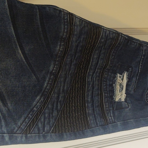 R. Sole Denim Moto Style Slim Fit Distressed Jeans Sz 34 x 32 - Picture 4 of 11